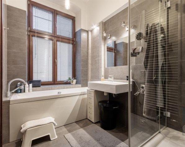 Apartment Ekskluzywny, Przestronny W Centrum Lodzi *